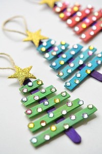  Sapin en bâtonnet de glace  – https://fr.pinterest.com/pin/32299322323504372/