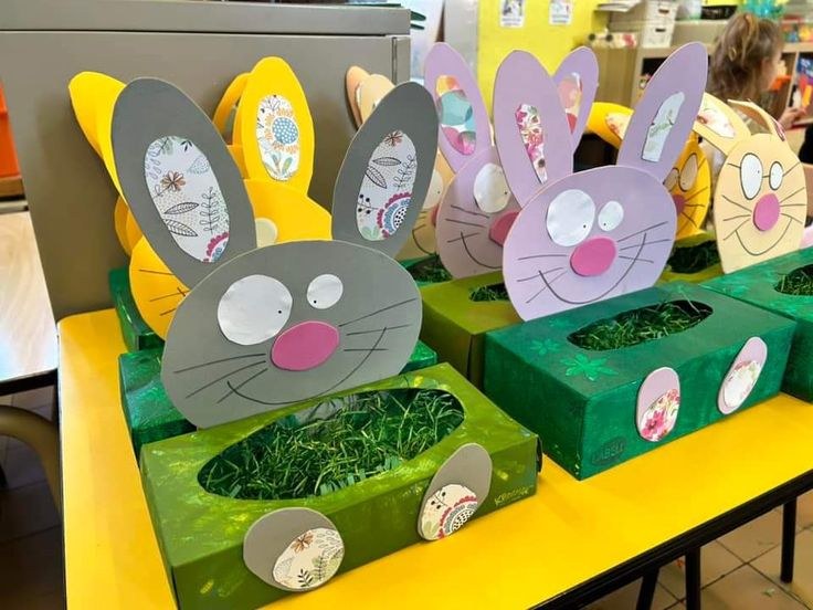Panier de Pâques lapin à partir d'une boîte de mouchoirs